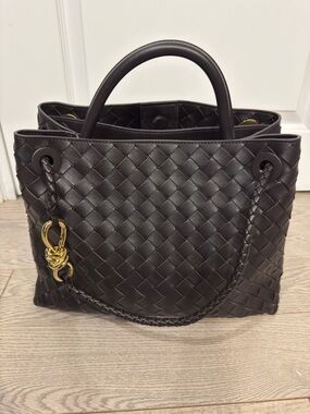 Bottega- Woven Leather Tote Bag in Dark Brown